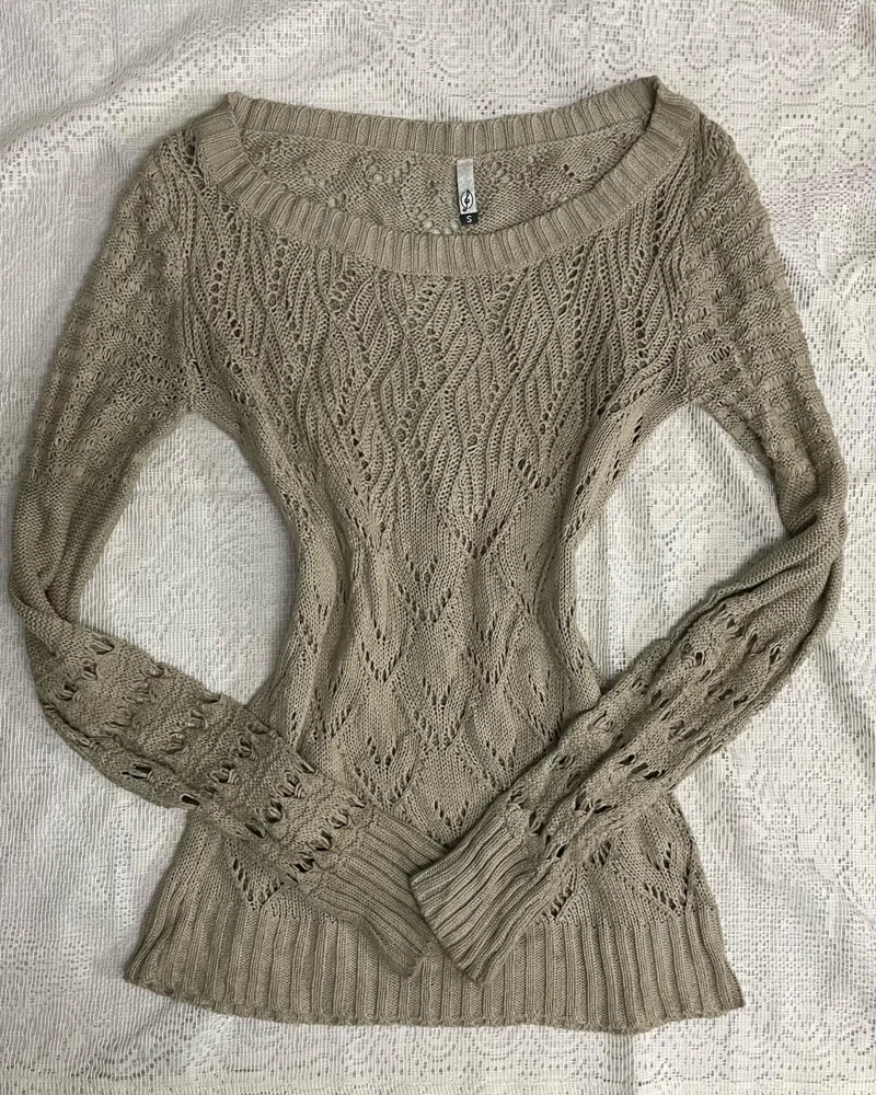 Sweaters & Pullovers