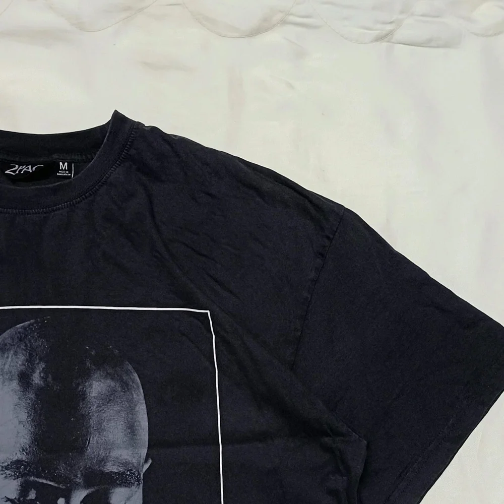 T-shirts, size L, photo 4