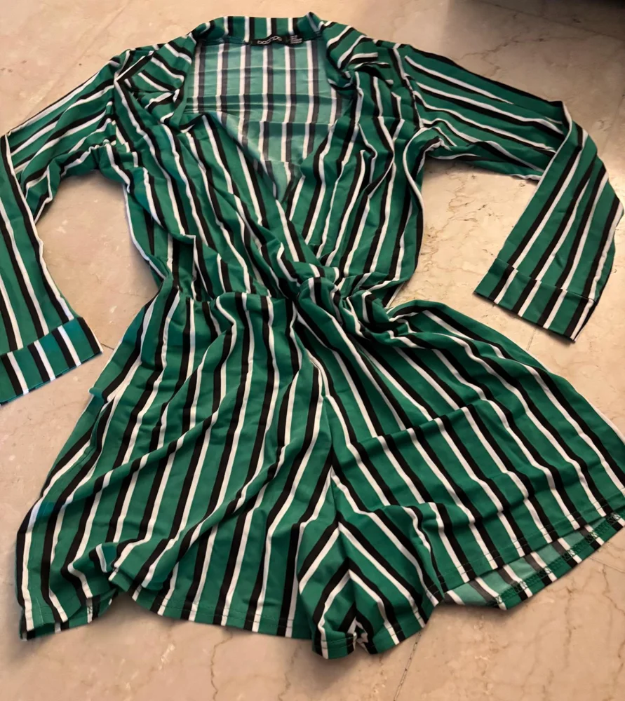 Boohoo Midi Dresses