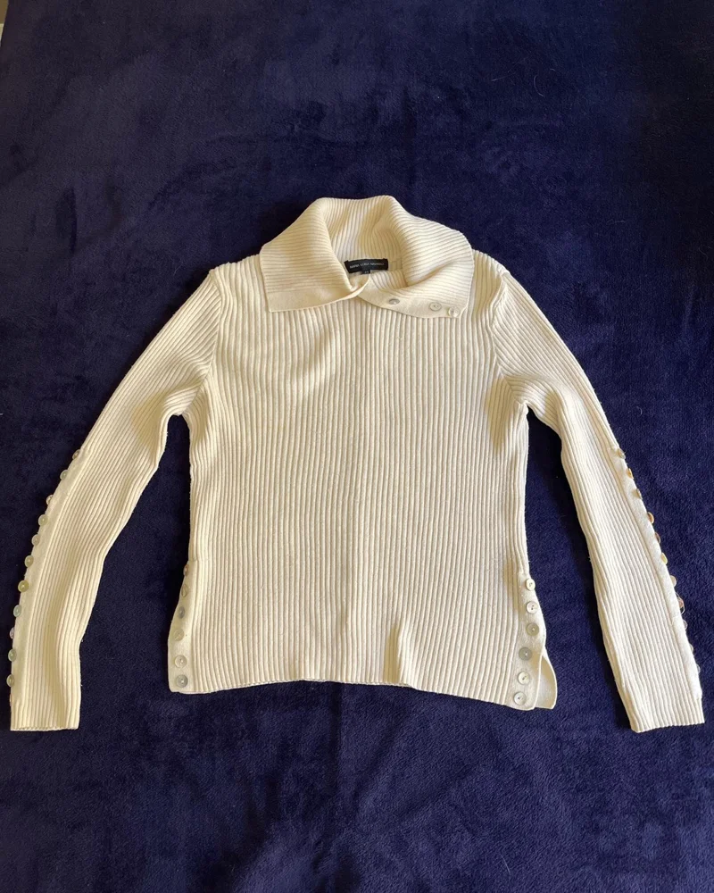 Sweaters & Pullovers