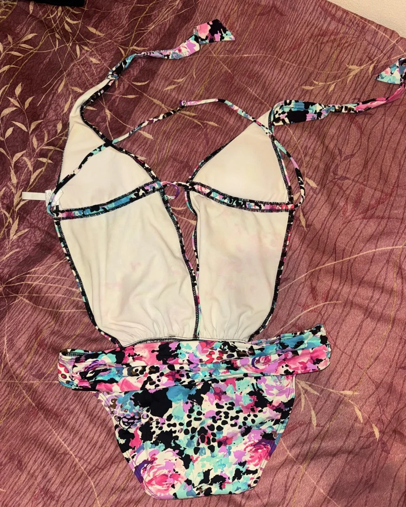 Kenneth Cole One-Piece Swimsuits, size M / 38 / 10, photo 6
