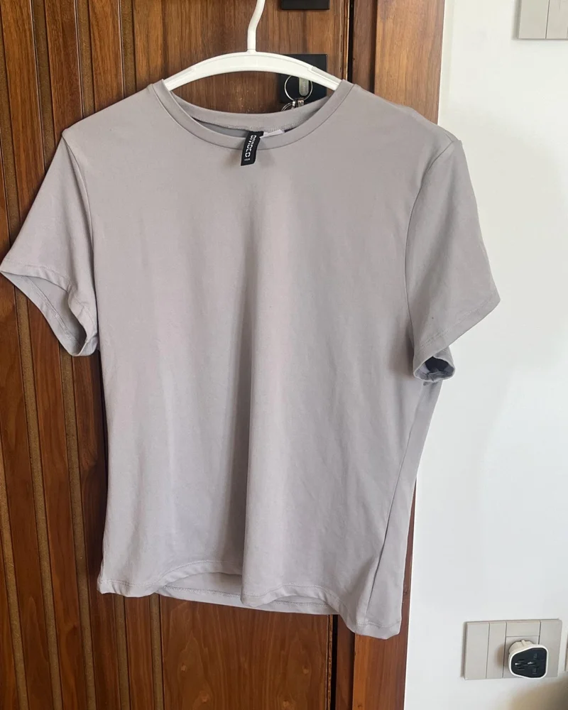 H&M T-shirts