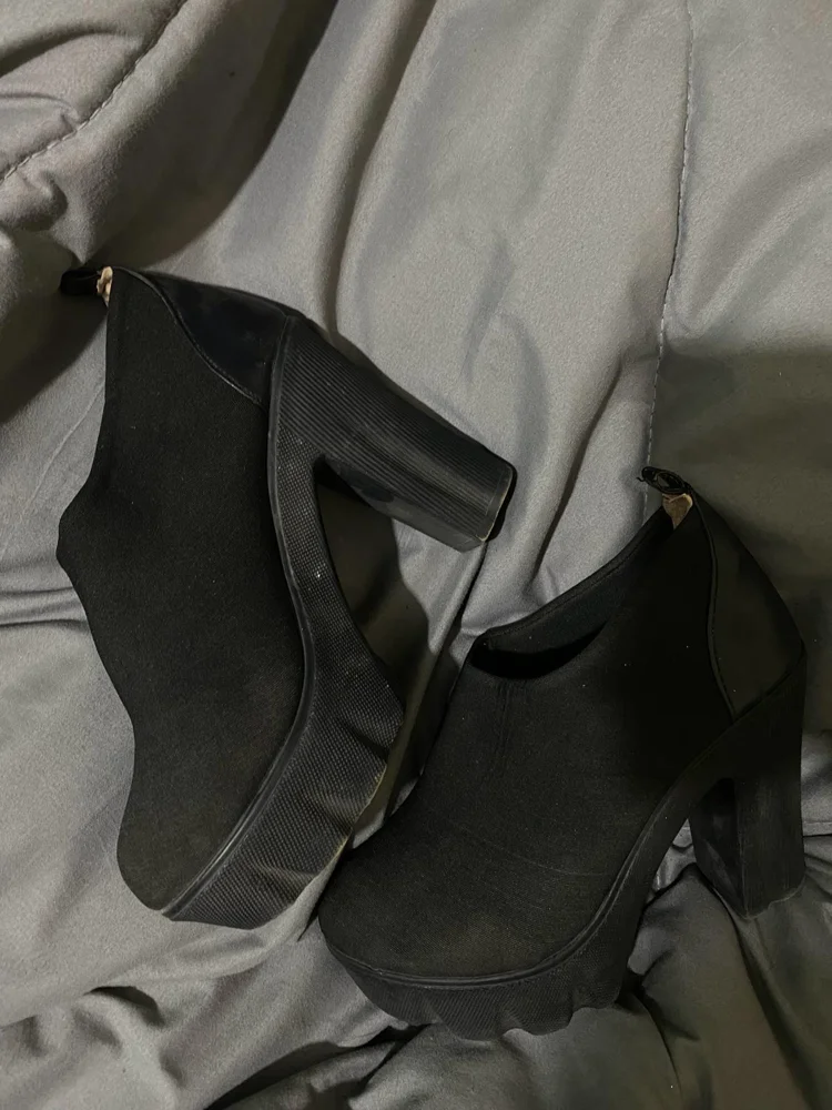 Sneakers, size 40, photo 2