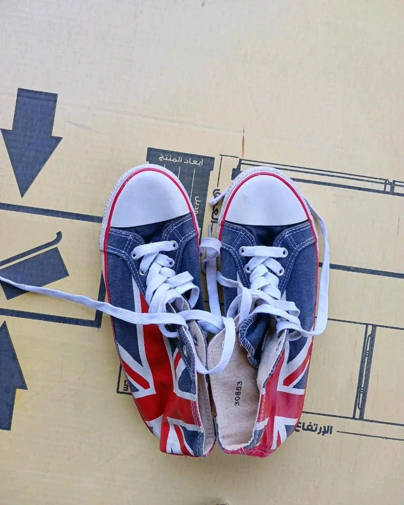 Sneakers, size 39, photo 4