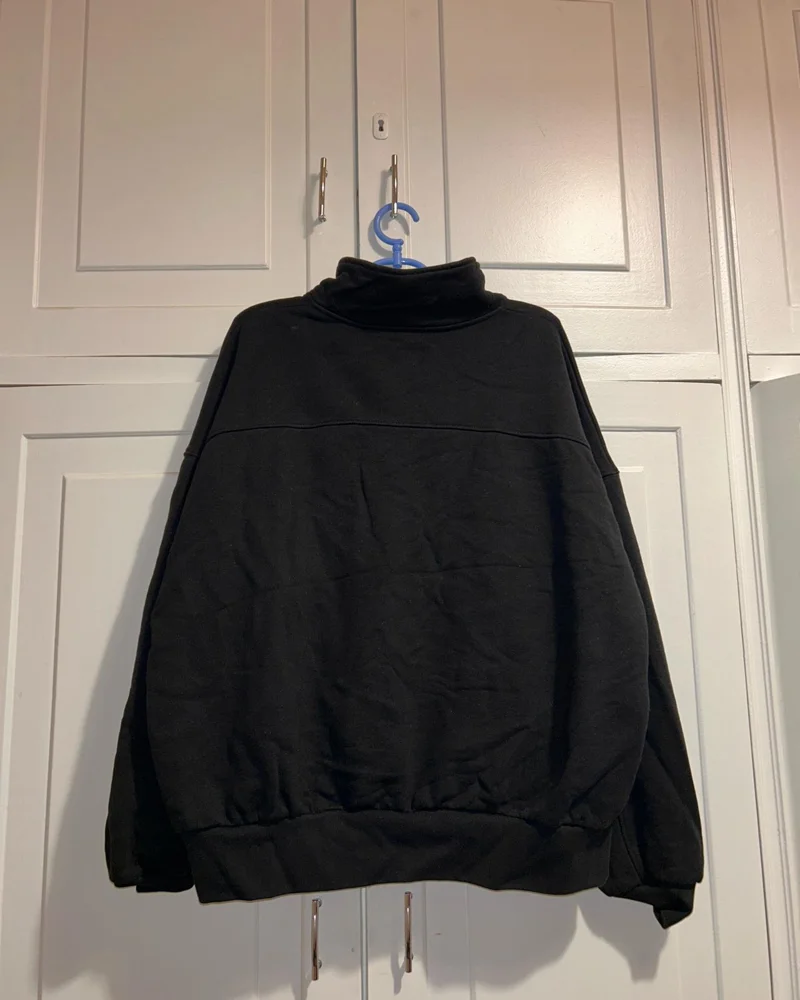 Local Sweatshirts, size XL / 42 / 14, photo 2