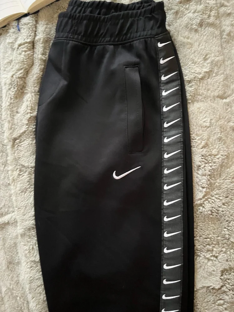 Nike Sweatpants