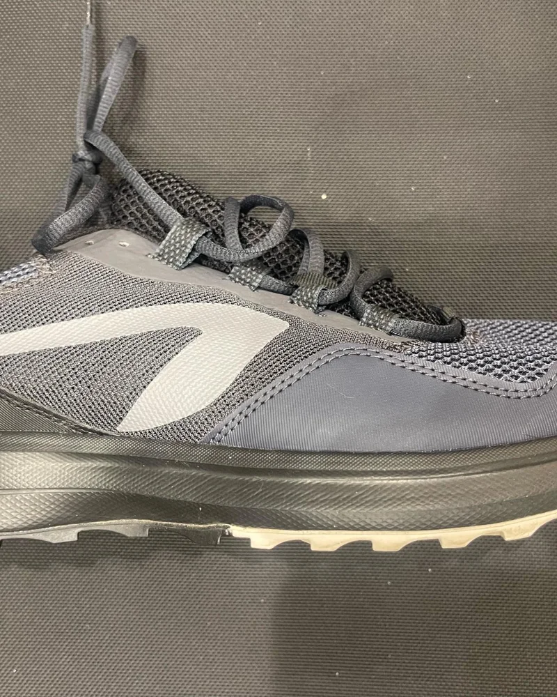 Decathlon Sneakers