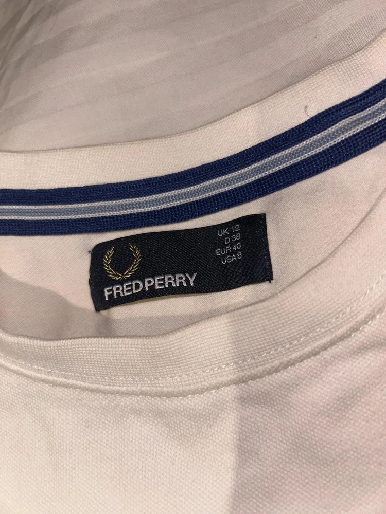 Fred Perry T-shirts, size M / 38 / 10, photo 2