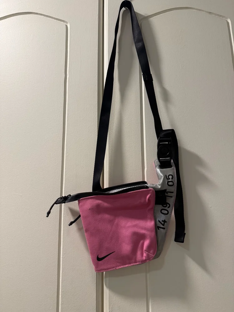 Nike Cross-Body Bag