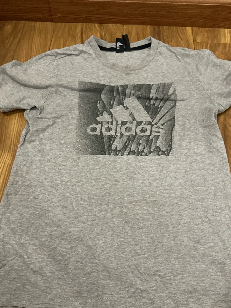 adidas T-shirts, size M, photo 2