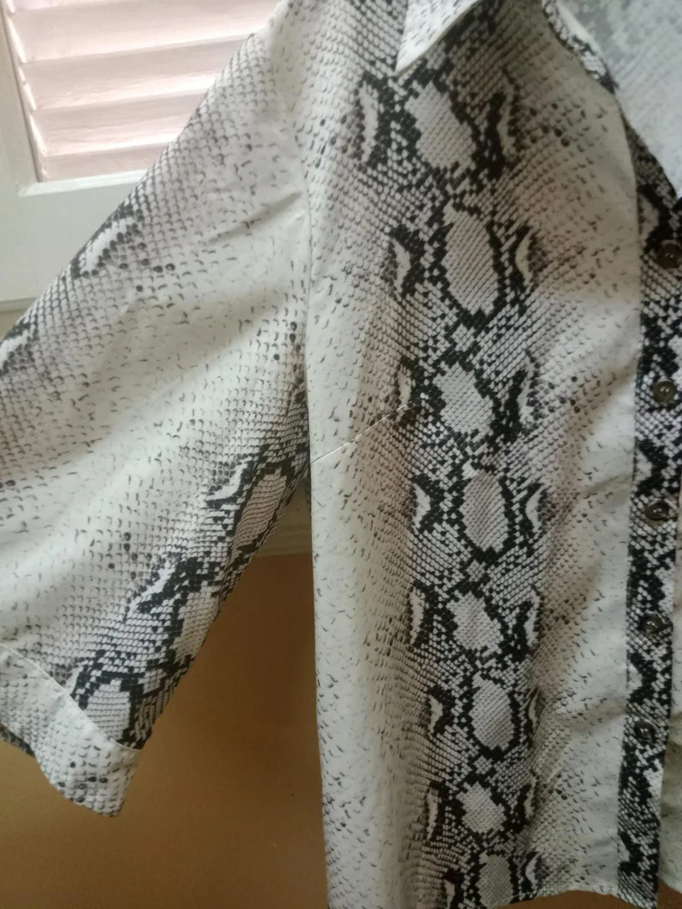 PrettyLittleThing Shirts, size Other, photo 2