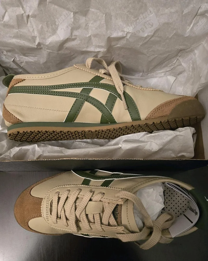 Onitsuka Tiger Sneakers