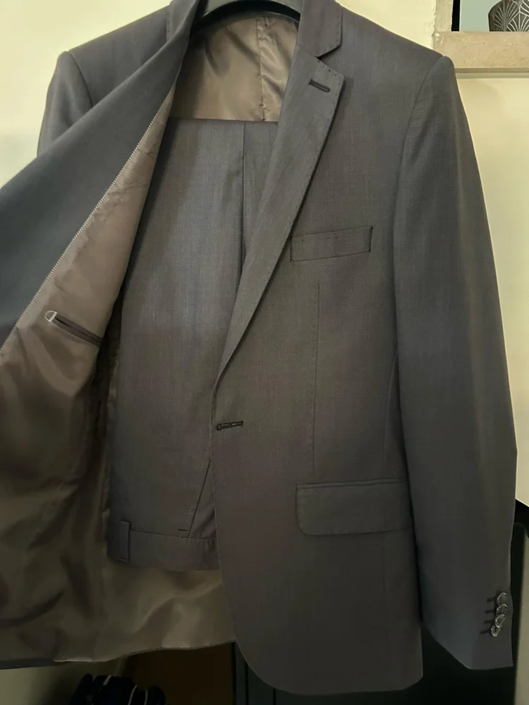 Suits, size L, photo 3