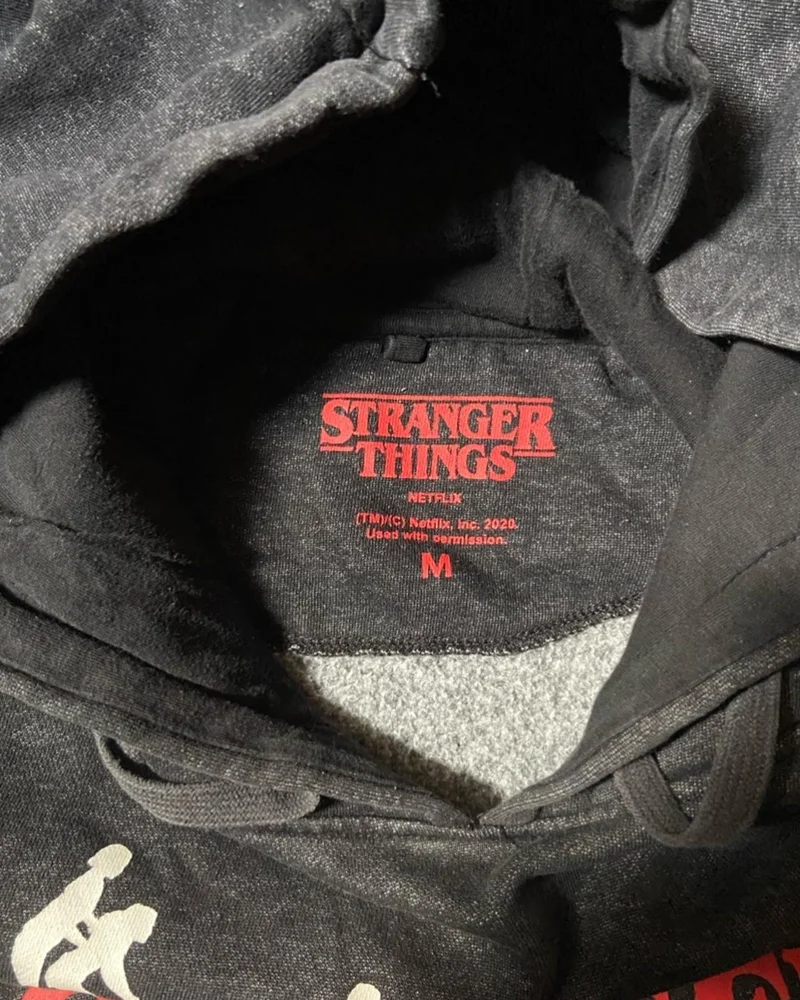 Stranger Things Sweaters, size M, photo 3