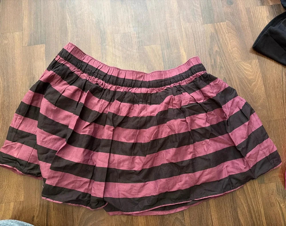 H&M Skirts, size XL / 42 / 14, photo 2