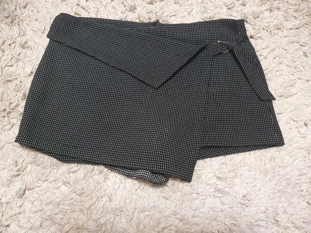 Zara Shorts
