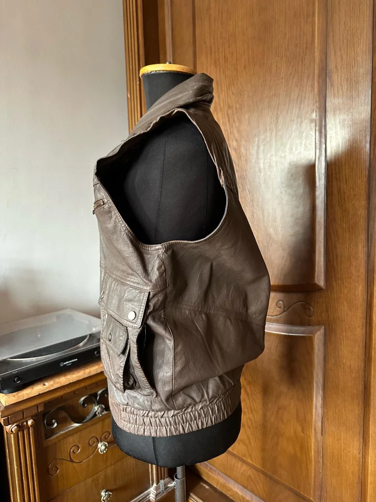 Vests, size M, photo 3