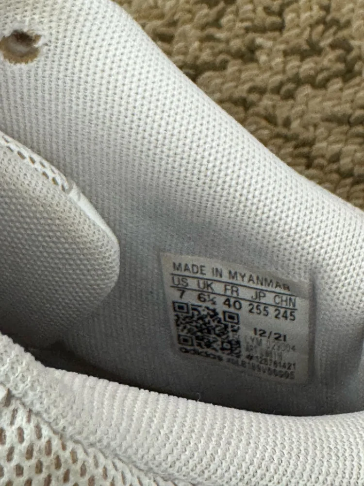 adidas Sneakers, size 40, photo 2