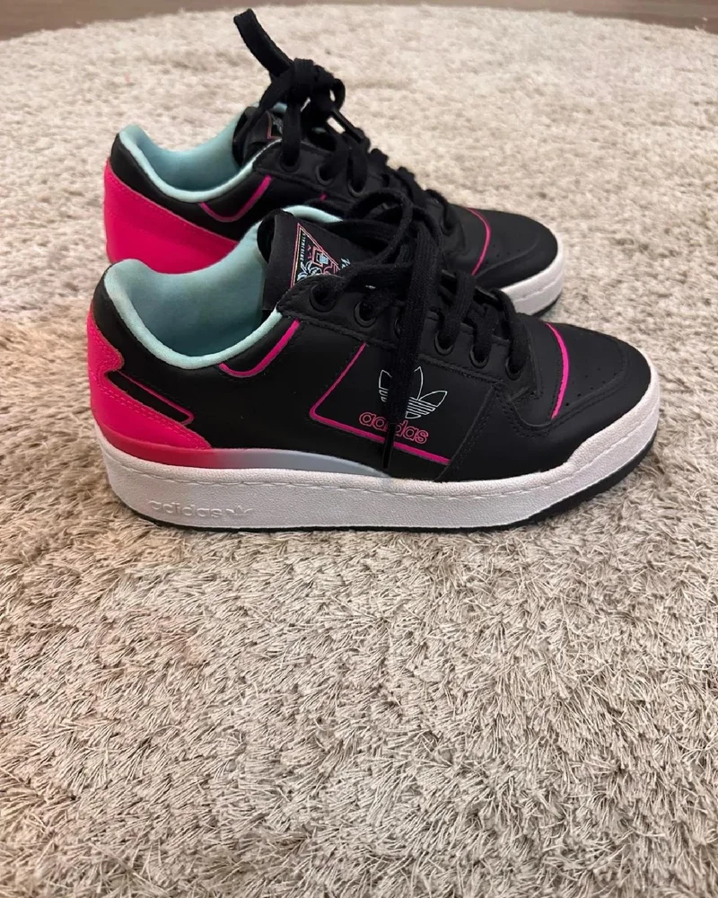 adidas Sneakers, size 37, photo 2