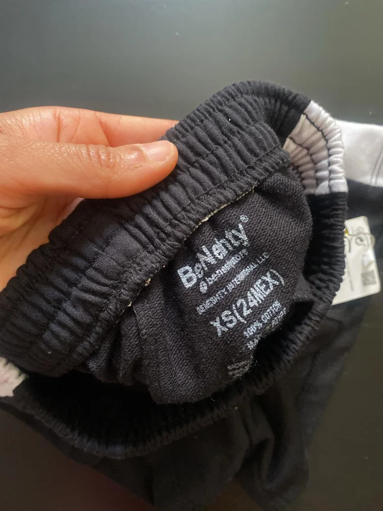 local brands Shorts, size XS / 34 / 6, photo 4
