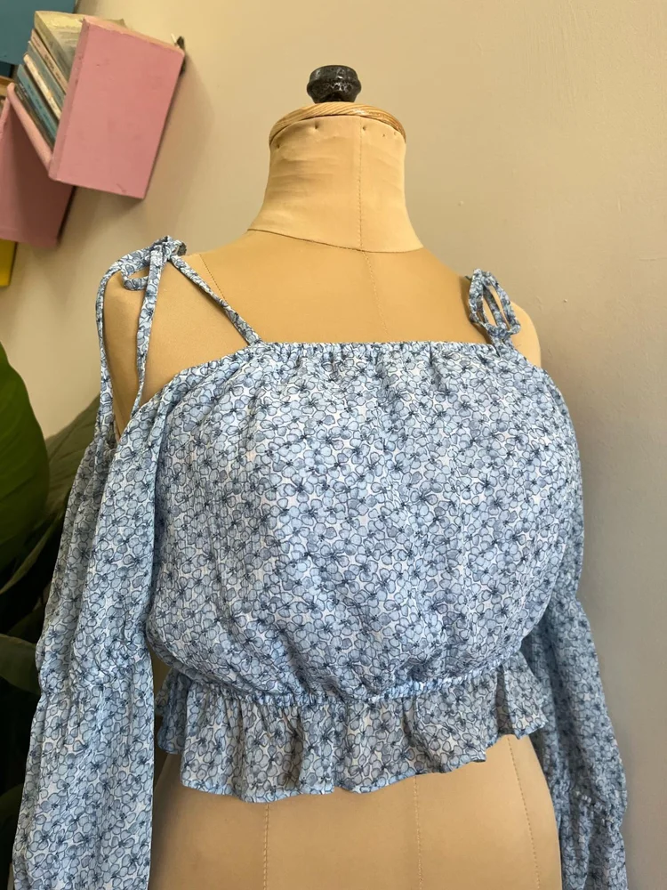 Pamela Blouses, size M / 38 / 10, photo 4
