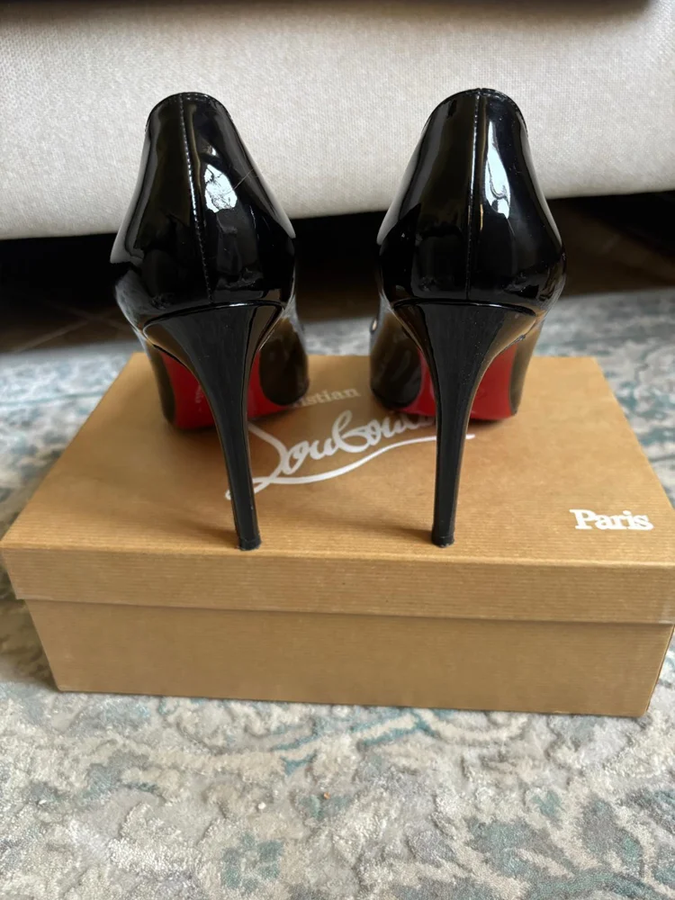 Christian Louboutin Pumps, size 39, photo 2