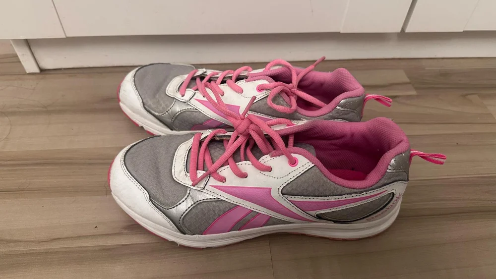 Reebok Classic Sneakers, size 40, photo 2