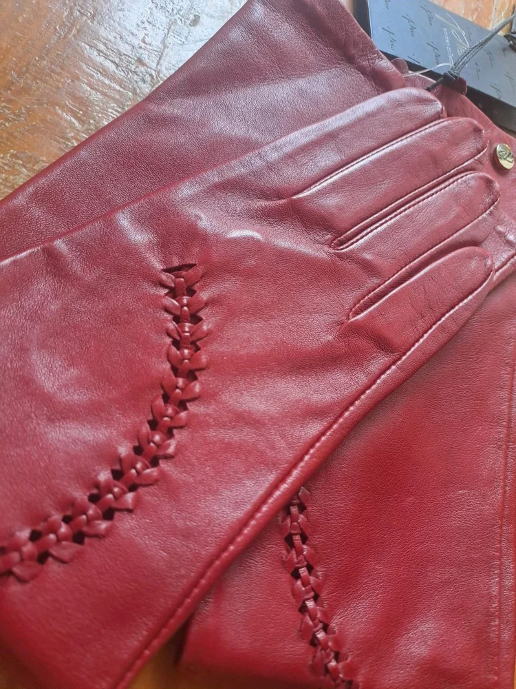 Gloves