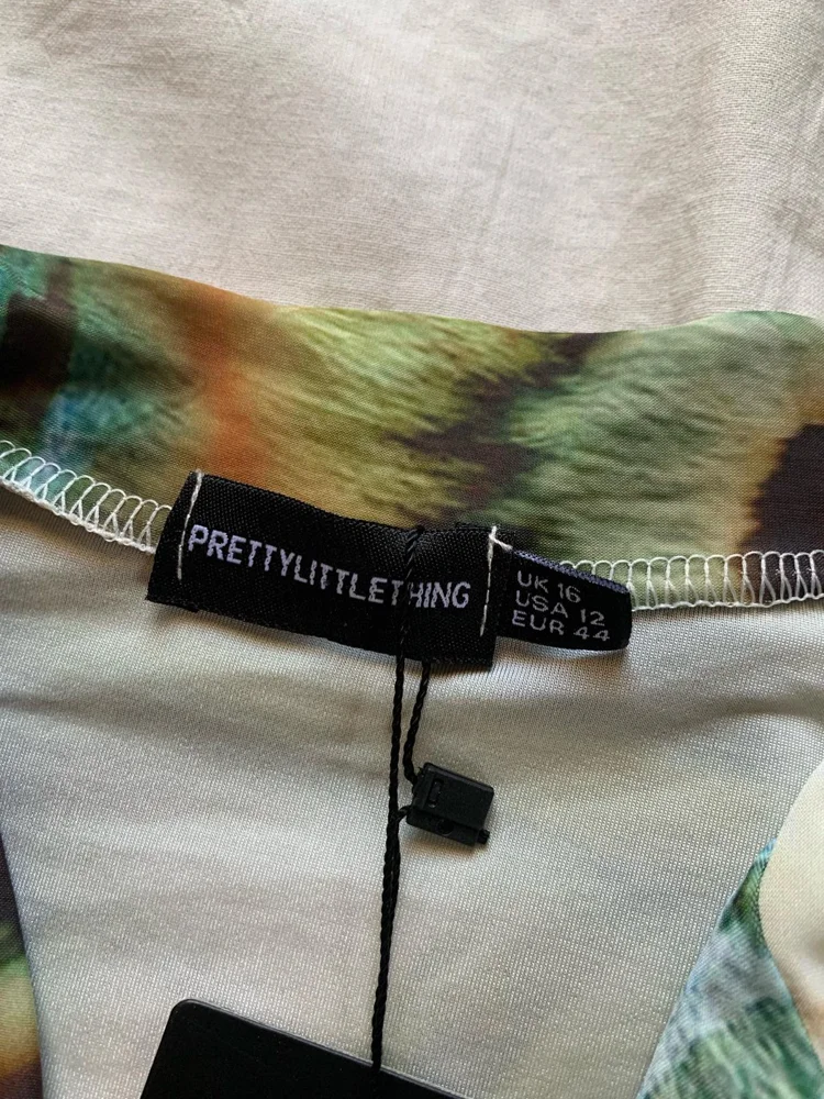 PrettyLittleThing Blouses, size XXL / 44 / 16, photo 3