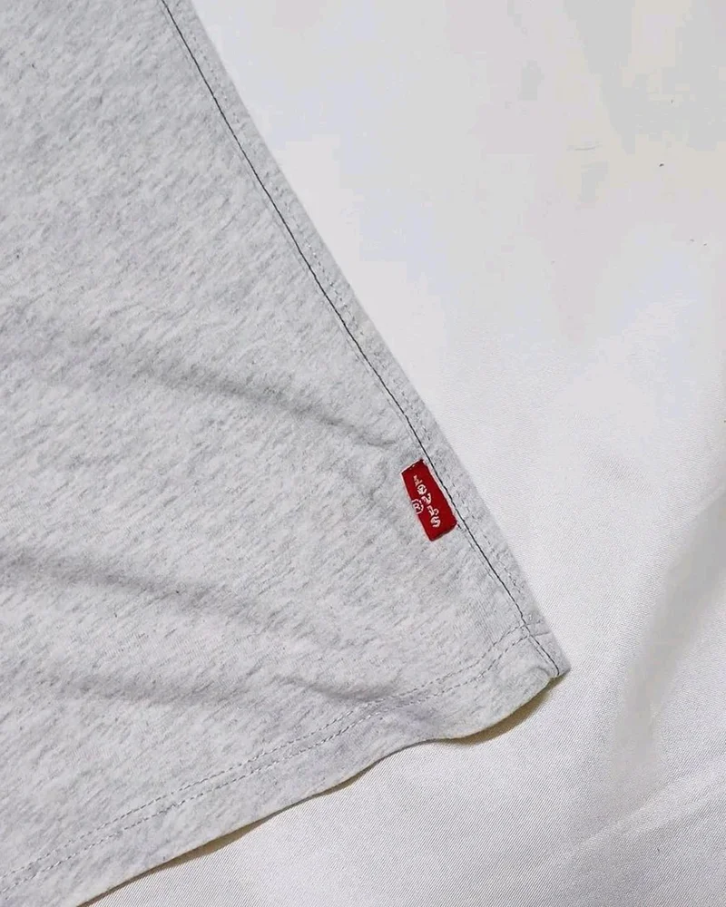 Levi Strauss & Co. T-shirts, size L, photo 6