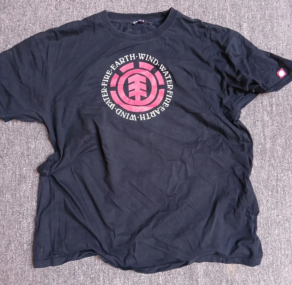 Element T-shirts