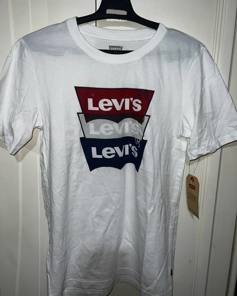 Levi's T-shirts, size L / 40 / 12, photo 2