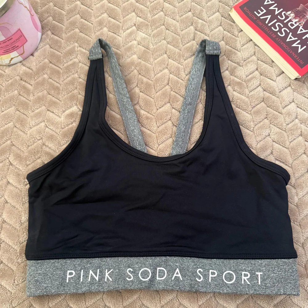 Pink Sports Bras, size S / 36 / 8, photo 2