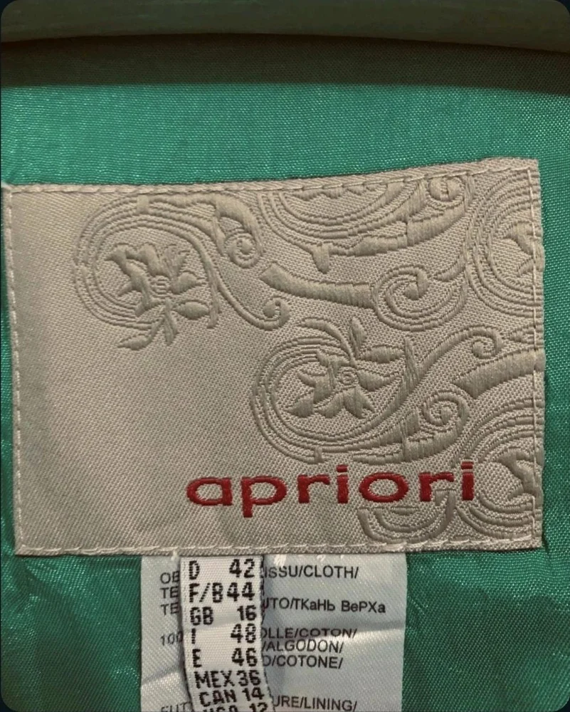 APRIORI Coats, size Other, photo 2