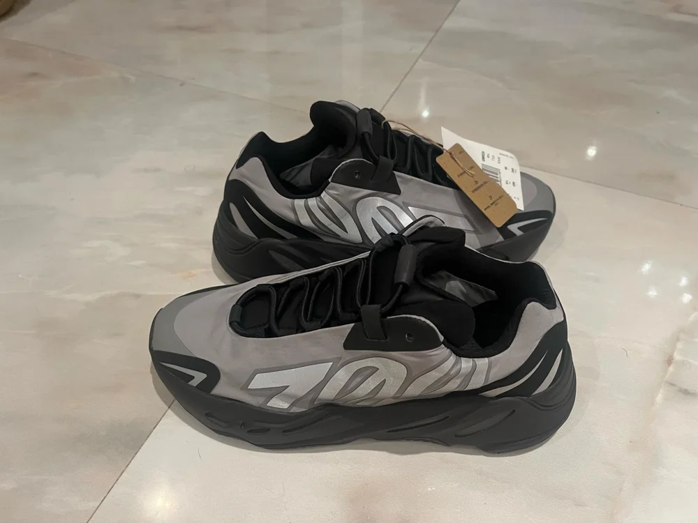 Yeezy Sneakers, size 40, photo 3