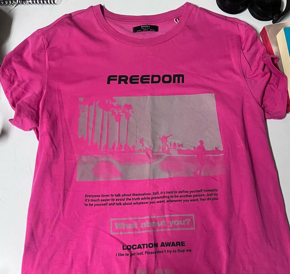 Bershka T-shirts, size M, photo 2