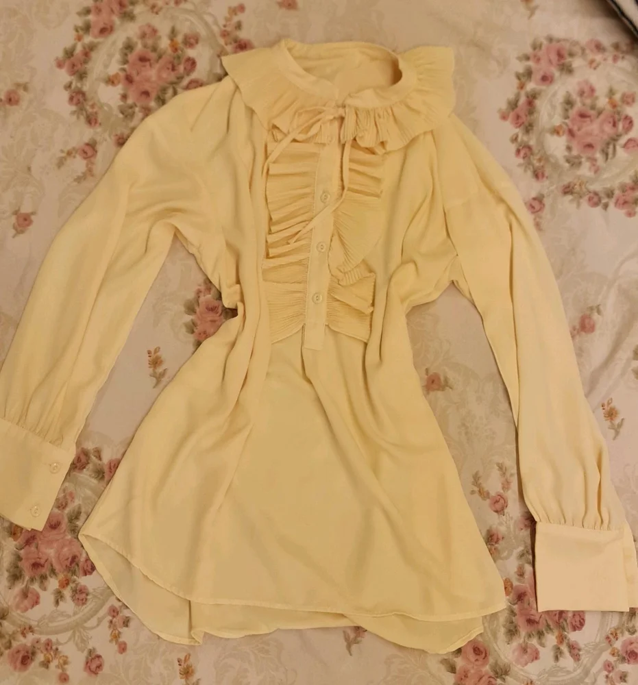 Local Blouses