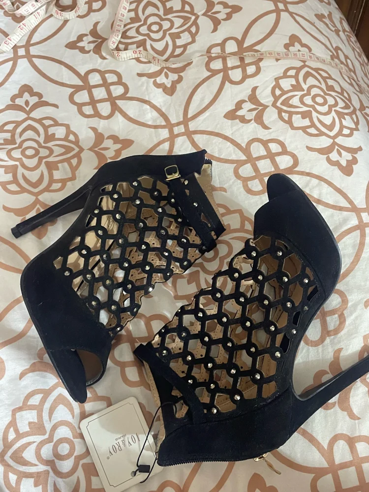 Joy&Roy Pumps