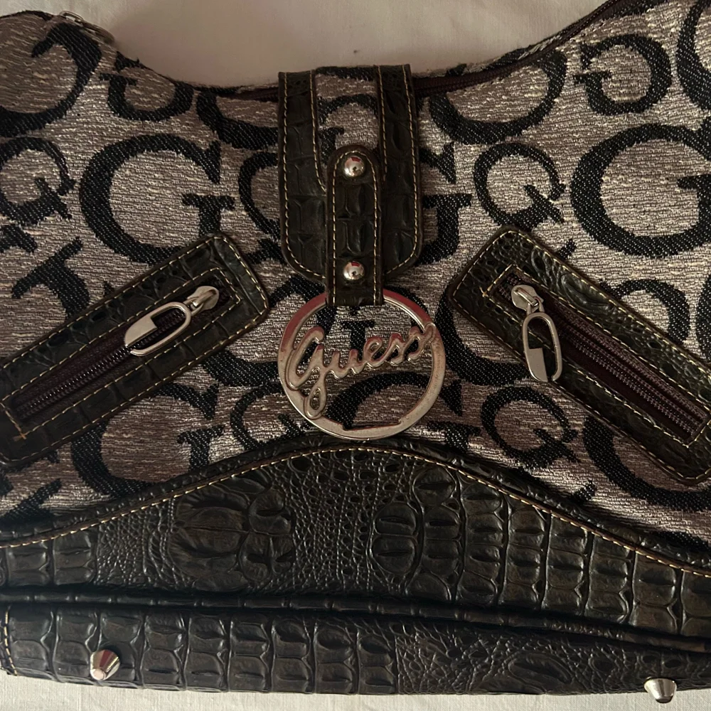 GUESS Shoulder Bag, size Other, photo 2