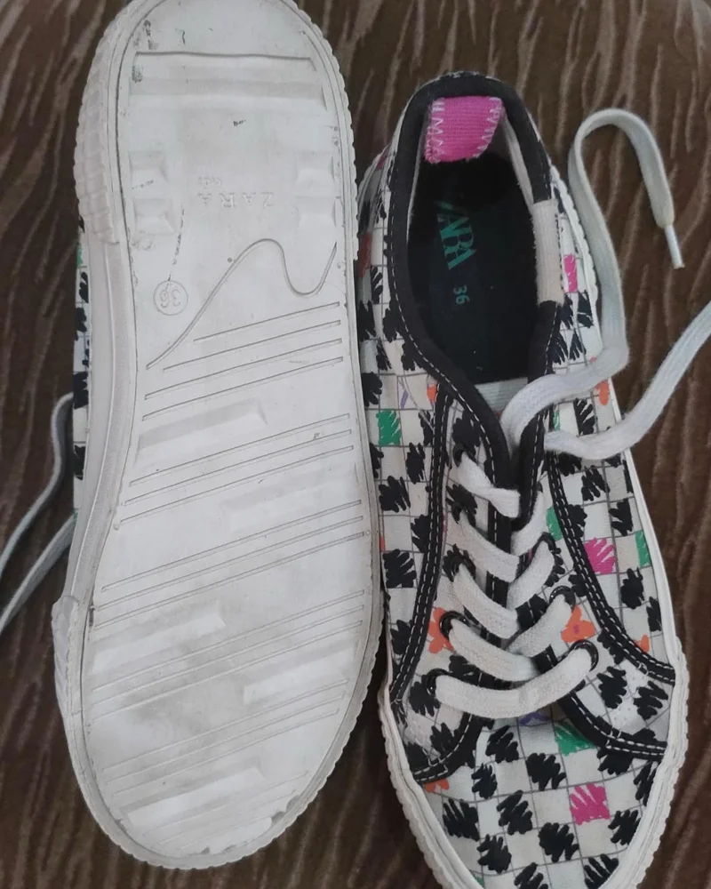 Zara Sneakers