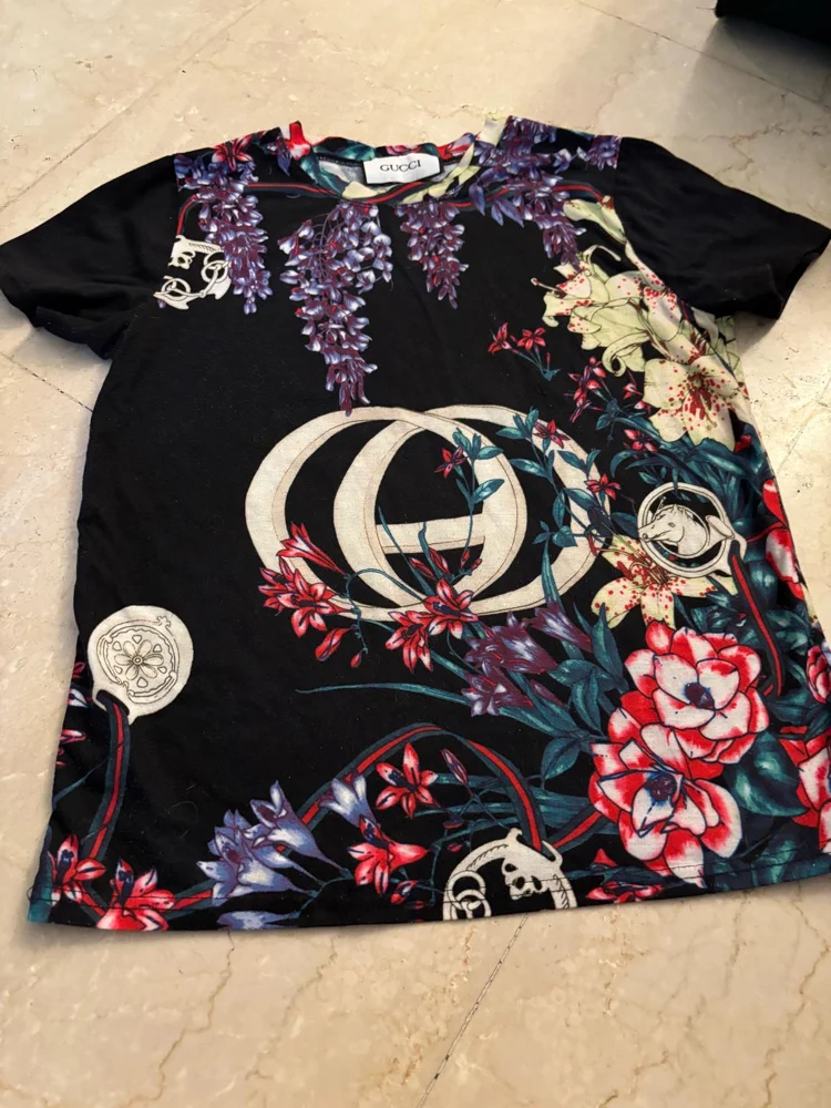 Gucci T-shirts