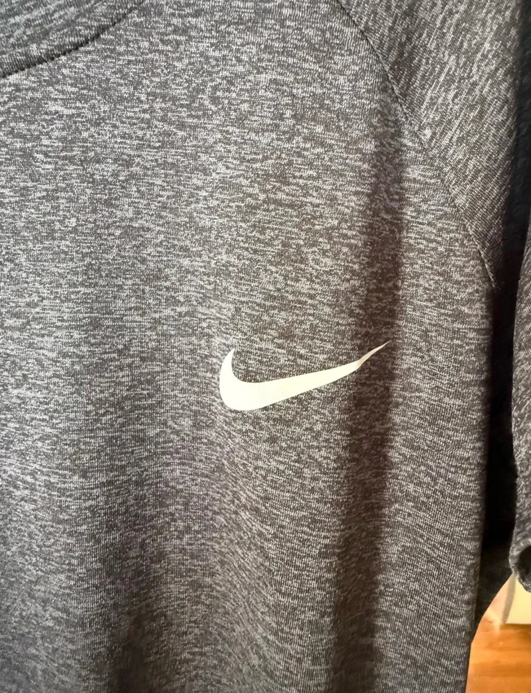 Nike T-shirts, size XXL / 44 / 16, photo 3