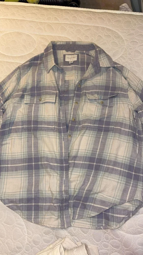American Eagle Long Sleeve
