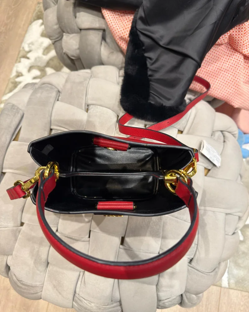 Prada Handbags, size One size, photo 3
