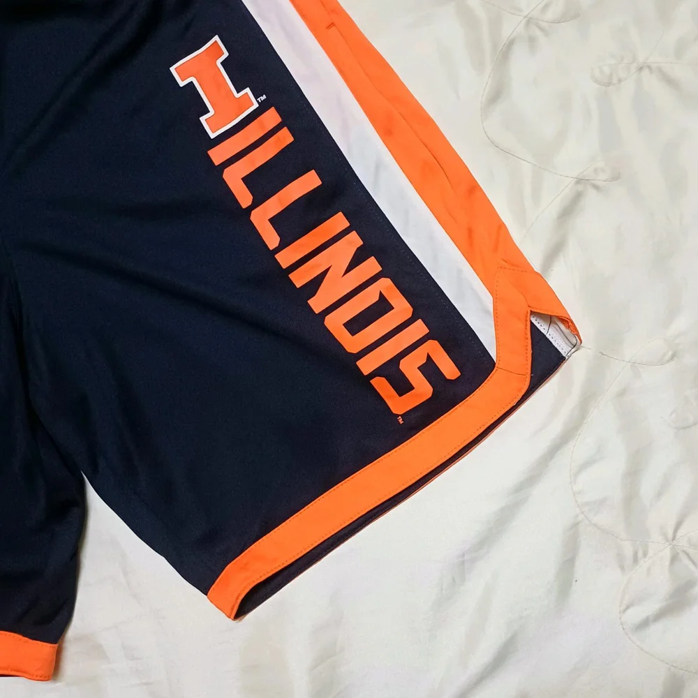 Champion Shorts, size S, photo 3