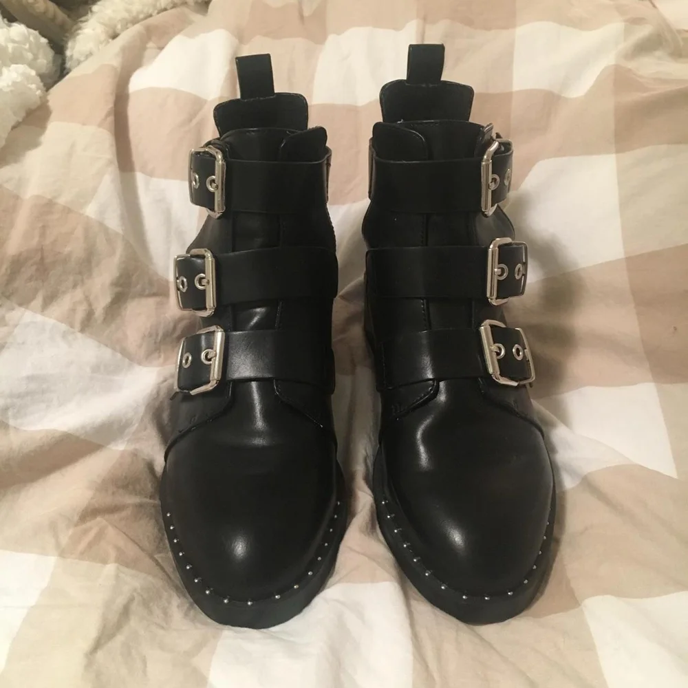 Pull & Bear Boots
