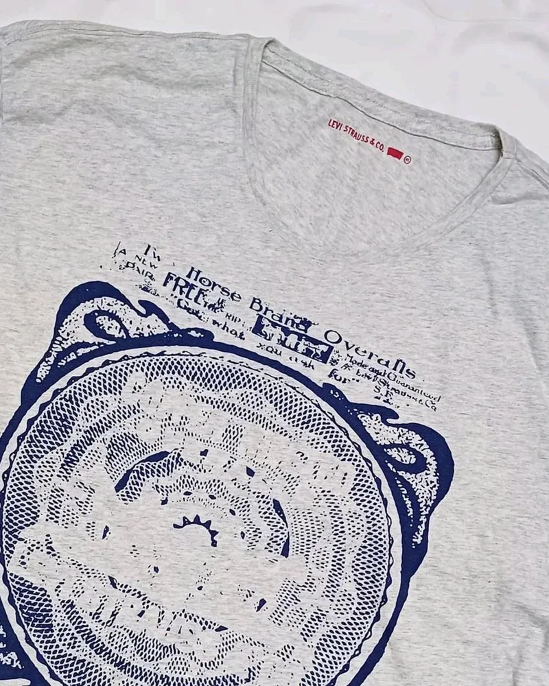 Levi Strauss & Co. T-shirts, size L, photo 2