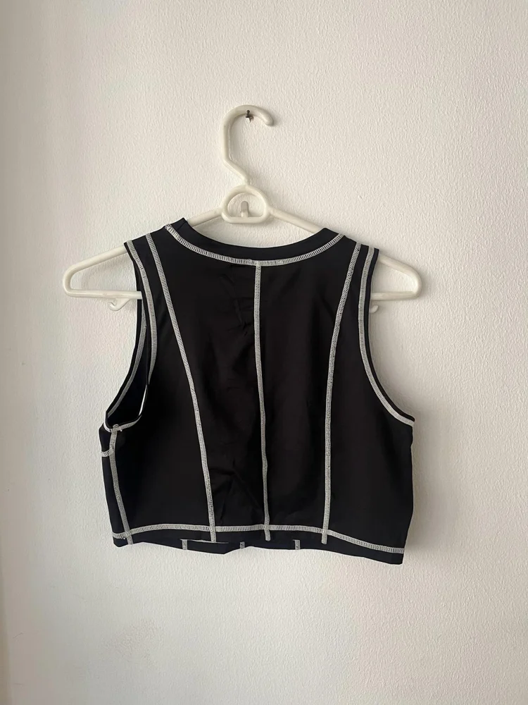 PrettyLittleThing Crop Tops, size L / 40 / 12, photo 2