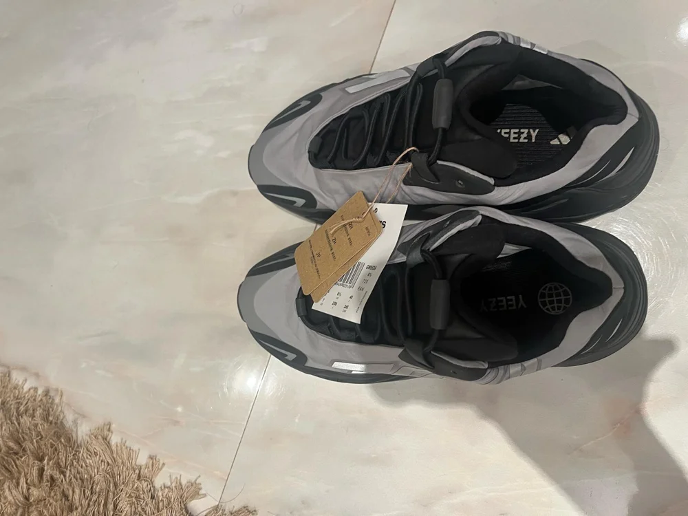 Yeezy Sneakers, size 40, photo 2