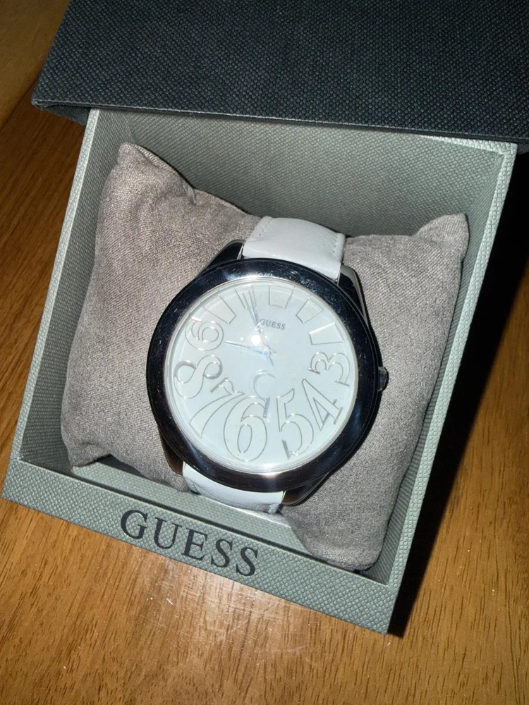 GUESS Watches
